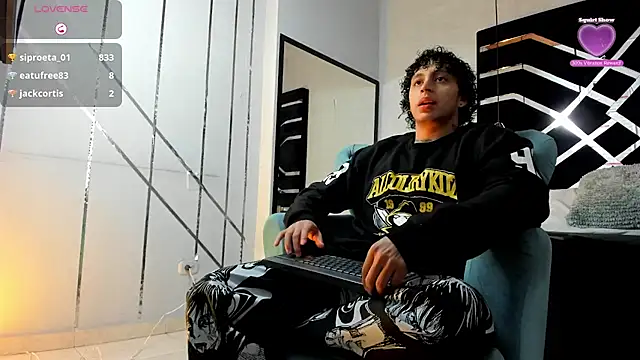JayTaylorr online show from July 4, 2026, 11:38 am