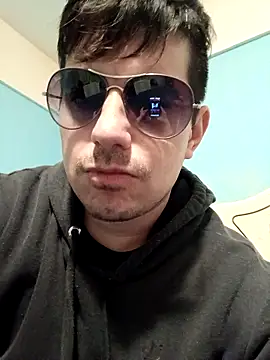 Robbie 1987 online show from April 28, 2026, 8:13 pm
