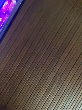 Snapshot of AuroraMoore_Pink chatting on April 27, 2026, 11:30 am AuroraMoore Pink online show from April 27, 2026, 11:30 am