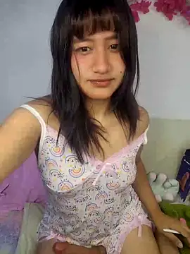 LunaaMarshmallow online show from May 6, 2026, 6:06 am