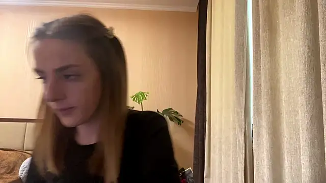 Snapshot of selianderol chatting on July 12, 2026, 8:04 am selianderol online show from July 12, 2026, 8:04 am