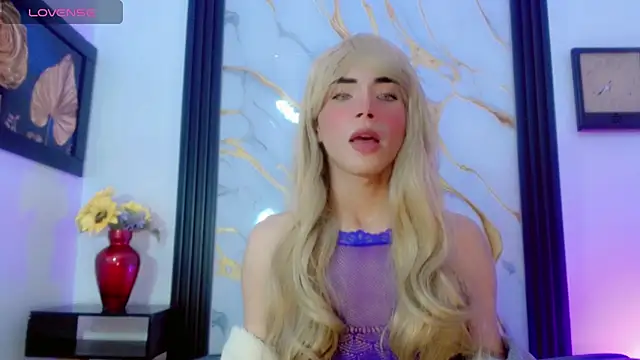 Snapshot of esmeralda_negrette chatting on April 16, 2026, 4:13 am esmeralda negrette online show from April 16, 2026, 4:13 am