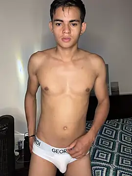 Snapshot of sexyboy-sebas chatting on April 22, 2026, 4:19 am sexyboy-sebas online show from April 22, 2026, 4:19 am