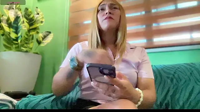 Snapshot of hannaBaby_lisyos11 chatting on June 1, 2026, 6:57 am hannaBaby lisyos11 online show from June 1, 2026, 6:57 am