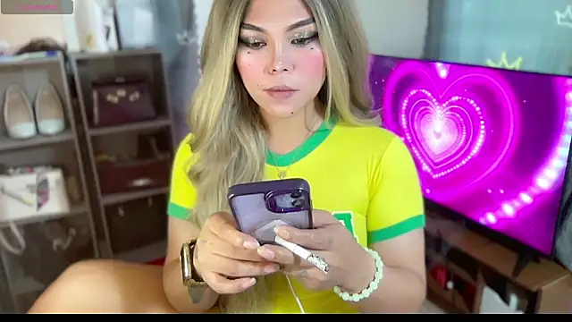 Snapshot of hannaBaby_lisyos11 chatting on May 28, 2026, 4:42 am hannaBaby lisyos11 online show from May 28, 2026, 4:42 am