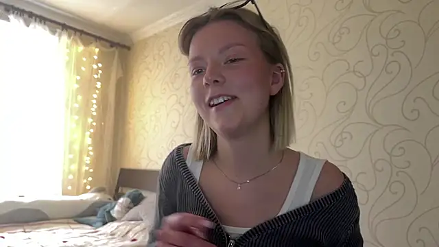 Tonya Silva online show from April 28, 2026, 3:38 pm