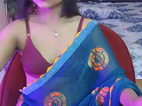 Snapshot of bold-fareen chatting on May 14, 2026, 8:28 pm bold-fareen online show from May 14, 2026, 8:28 pm