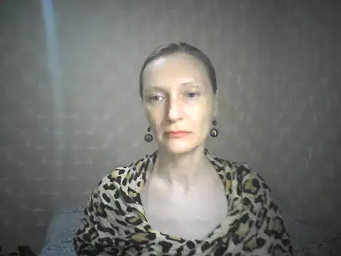LunaBelle8 online show from April 30, 2026, 6:04 pm