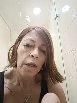 Snapshot of Jein_Palacios chatting on July 15, 2026, 2:02 pm Jein Palacios online show from July 15, 2026, 2:02 pm