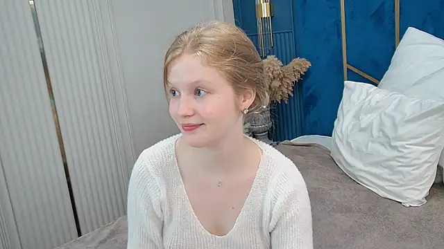 Snapshot of LilianHowards chatting on June 14, 2026, 10:27 am LilianHowards online show from June 14, 2026, 10:27 am