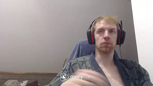 Snapshot of Milkyman7 chatting on November 26, 2025, 8:31 pm Milkyman7 online show from November 26, 2025, 8:31 pm