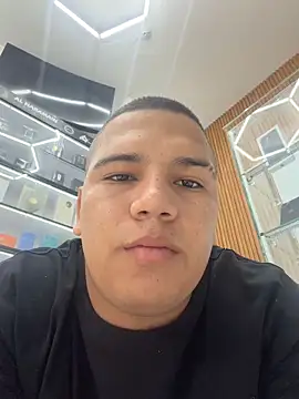Snapshot of Patricio_02 chatting on May 30, 2026, 3:06 pm Patricio 02 online show from May 30, 2026, 3:06 pm