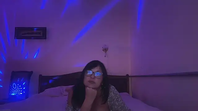 OxiLovex online show from July 4, 2026, 12:53 pm