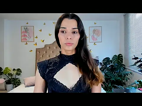 Snapshot of bella_grego chatting on April 20, 2026, 3:13 pm bella grego online show from April 20, 2026, 3:13 pm