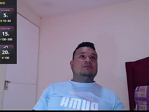 Snapshot of adrian_fox2 chatting on April 22, 2026, 1:18 pm adrian fox2 online show from April 22, 2026, 1:18 pm