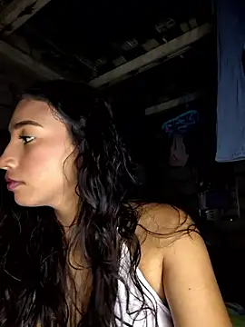 Kataaaaa 05 online show from April 19, 2026, 6:03 am