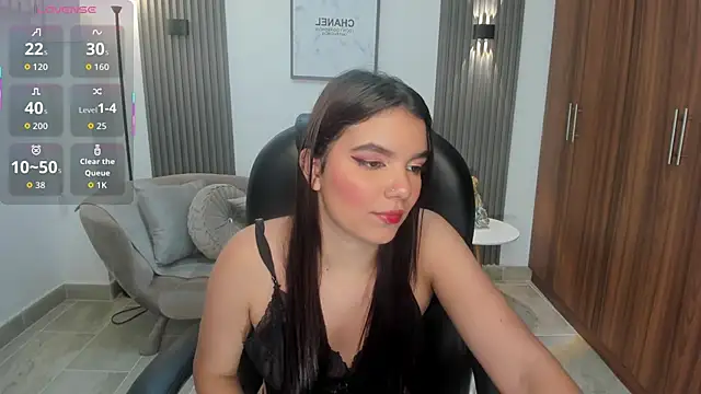 angelica-moon online show from June 2, 2026, 7:58 pm