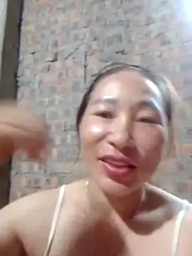 Snapshot of Tieuthu2 chatting on May 13, 2026, 11:17 am Tieuthu2 online show from May 13, 2026, 11:17 am