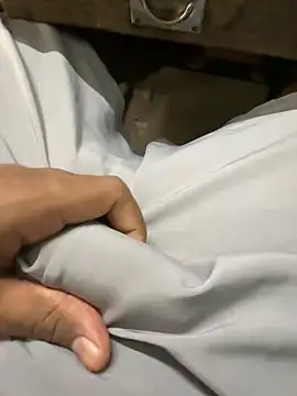 preetham002 online show from April 18, 2026, 10:06 am