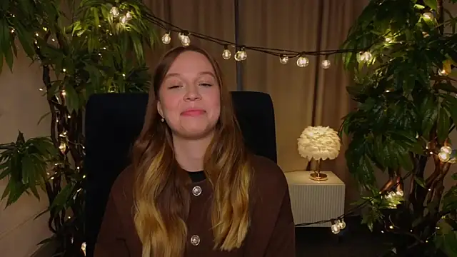 SylviaWhitaker online show from April 24, 2026, 11:23 am