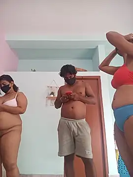 Loving Naughtycouple online show from May 20, 2026, 3:58 am