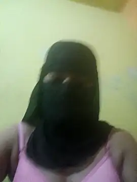 Snapshot of Couple-tina chatting on May 9, 2026, 2:15 am Couple-tina online show from May 9, 2026, 2:15 am