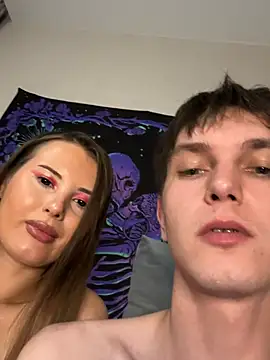 kittieSquad online show from June 6, 2026, 6:13 pm
