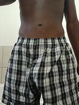 Darkskinned20 online show from May 22, 2026, 6:33 am