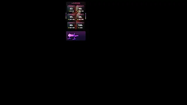 Snapshot of LuciaReid chatting on May 20, 2026, 1:41 pm LuciaReid online show from May 20, 2026, 1:41 pm