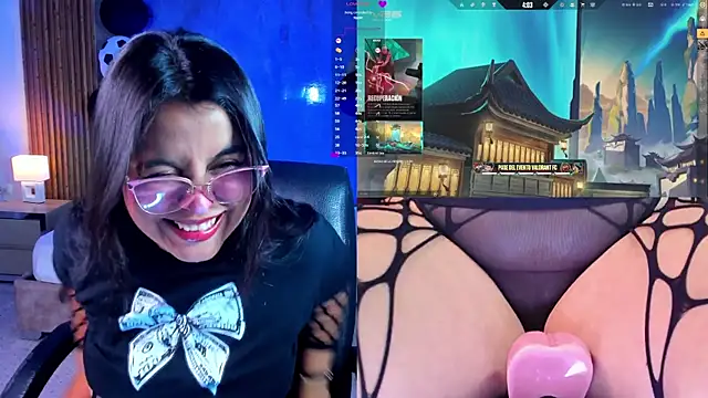 Snapshot of LuciaReid chatting on July 8, 2026, 1:56 pm LuciaReid online show from July 8, 2026, 1:56 pm