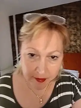 Snapshot of I_amVeronicle chatting on June 7, 2026, 12:54 pm I amVeronicle online show from June 7, 2026, 12:54 pm