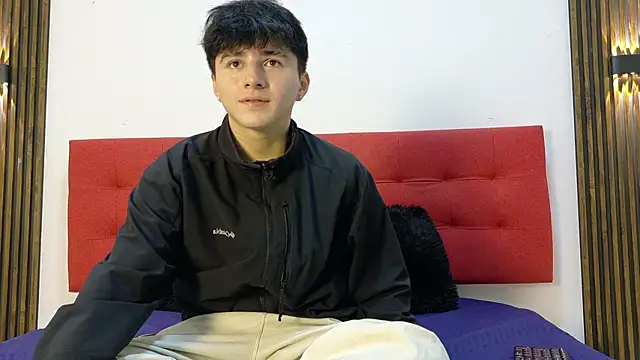 Snapshot of LunayDream chatting on April 29, 2026, 11:14 am LunayDream online show from April 29, 2026, 11:14 am