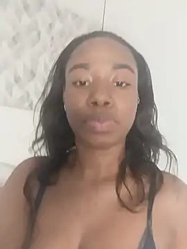 Snapshot of MiaJacksson chatting on July 16, 2026, 7:33 pm MiaJacksson online show from July 16, 2026, 7:33 pm
