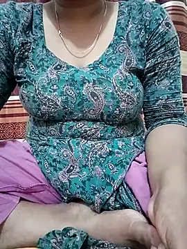 Misty-Meya online show from June 2, 2026, 12:05 pm