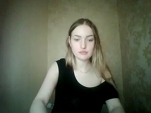 Snapshot of Lisanta chatting on July 26, 2026, 5:42 pm Lisanta online show from July 26, 2026, 5:42 pm