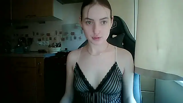 Snapshot of Lisanta chatting on May 31, 2026, 10:43 am Lisanta online show from May 31, 2026, 10:43 am