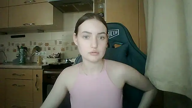 Snapshot of Lisanta chatting on June 11, 2026, 7:55 pm Lisanta online show from June 11, 2026, 7:55 pm