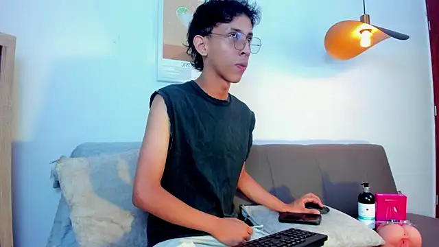 dax blaze online show from May 28, 2026, 1:28 pm