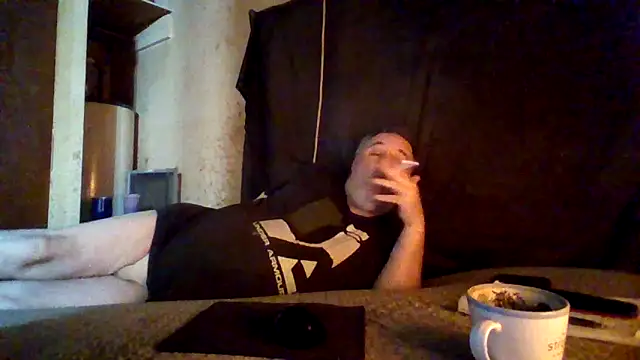 Nightshade1195 online show from May 5, 2026, 8:56 pm
