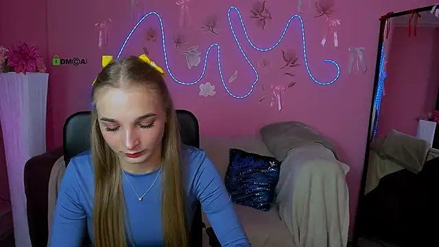 ollivia dream online show from May 1, 2026, 9:25 am