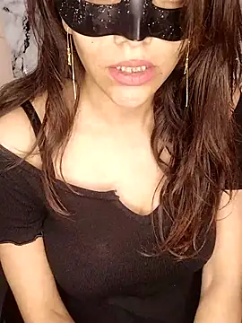 Snapshot of lovelyrosewifey chatting on May 26, 2026, 9:29 am lovelyrosewifey online show from May 26, 2026, 9:29 am