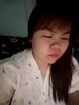 Snapshot of Truxcy1 chatting on May 3, 2026, 6:07 am Truxcy1 online show from May 3, 2026, 6:07 am