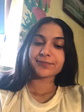 amira1348 online show from May 23, 2026, 8:24 am