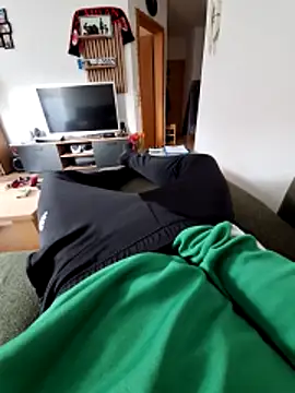 tom138jr online show from April 20, 2026, 3:02 pm