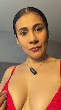 Snapshot of Laia_Hills chatting on May 19, 2026, 1:51 pm Laia Hills online show from May 19, 2026, 1:51 pm