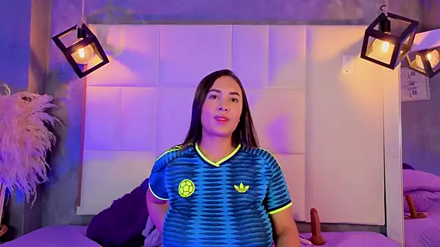Snapshot of Violetta_rose_ chatting on July 7, 2026, 11:08 pm Violetta rose online show from July 7, 2026, 11:08 pm
