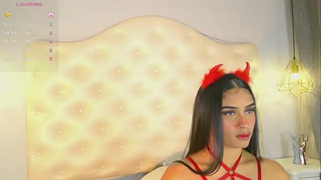 scarleettdoll online show from May 17, 2026, 1:16 am