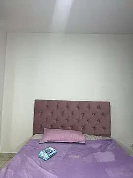 Snapshot of Violetta_cutess chatting on April 22, 2026, 11:39 am Violetta cutess online show from April 22, 2026, 11:39 am