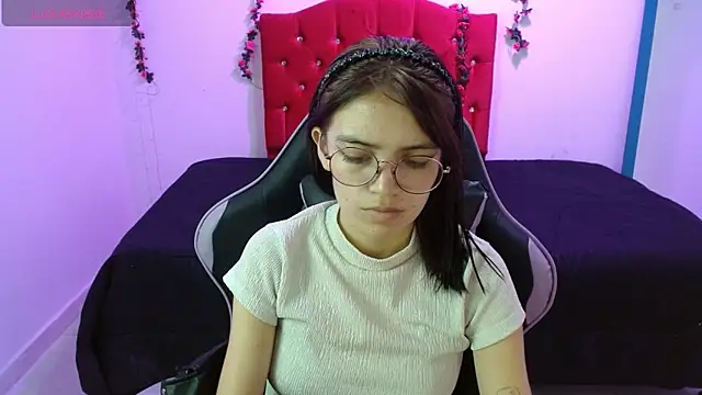 jaide16092020 online show from May 25, 2026, 9:02 pm