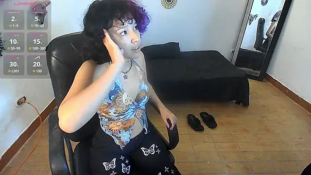 chaotic purple online show from April 21, 2026, 9:32 pm